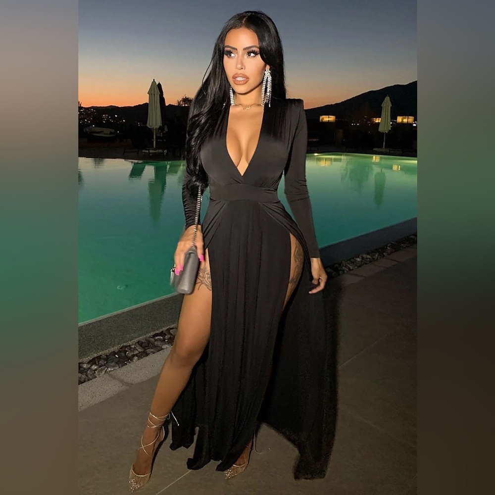 Fashion Nova women’s maxi dress